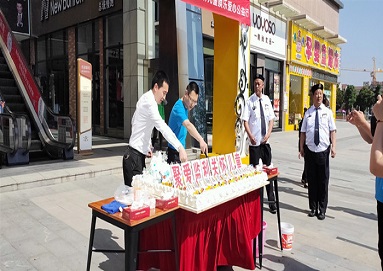 走進(jìn)特殊教育學(xué)校，為孩子們打造快樂時(shí)光 　